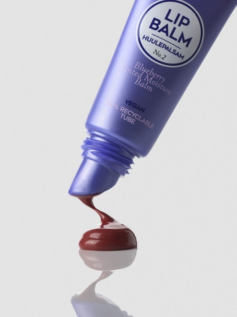 Tinted Lip Balm Blueberry with natural berry colour and glossy finish