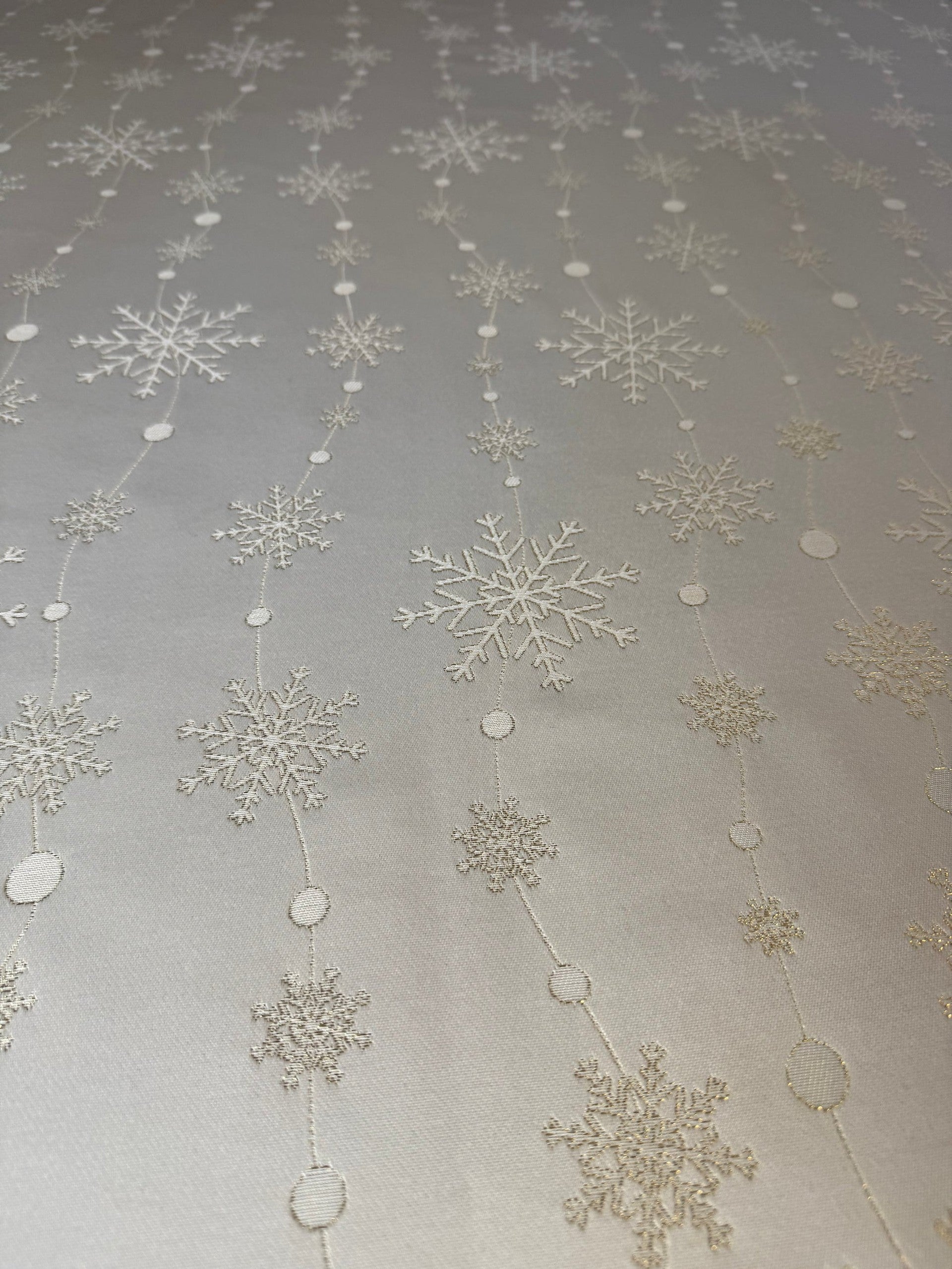 Rectangular Tablecloth - Golden Snowfall
